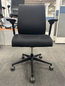 Refurbished Steelcase Think V1 Task Chair (Black Frame)